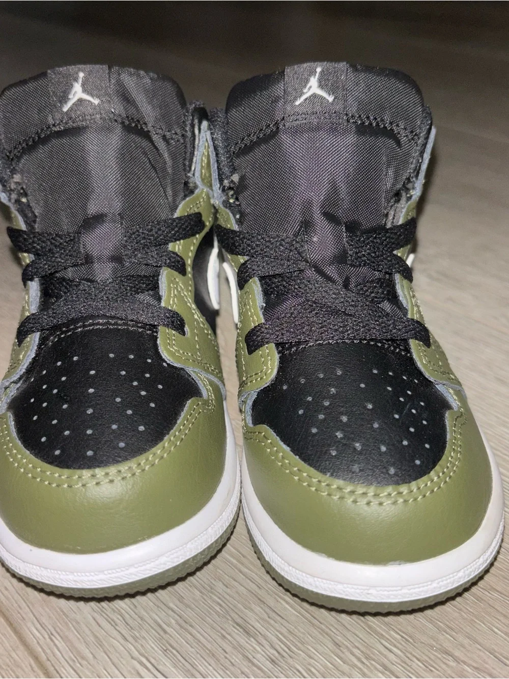 *NEW* TODDLER BABY NIKE AIR JORDAN 1 MID (TD) BLACK/WHITE-OLIVE Size 8c